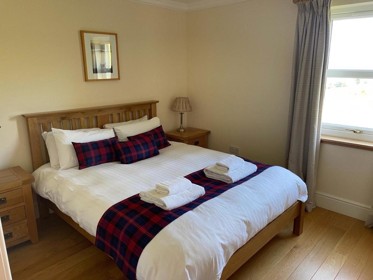Highland Farm Cottages Dingwall Dış mekan fotoğraf